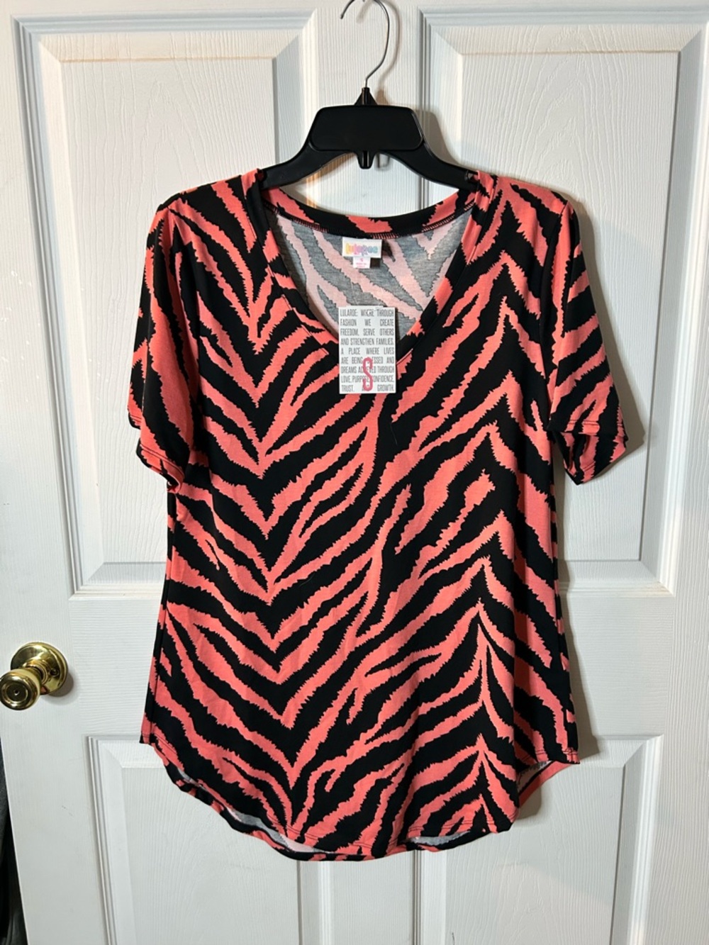Lularoe “Iris” Coral & Black Zebra V-Neck Short Sleeve Top